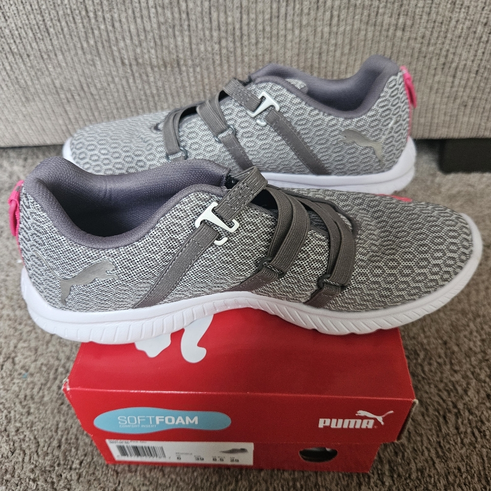 Puma Women's Sneakers in Steel Gray and Pink